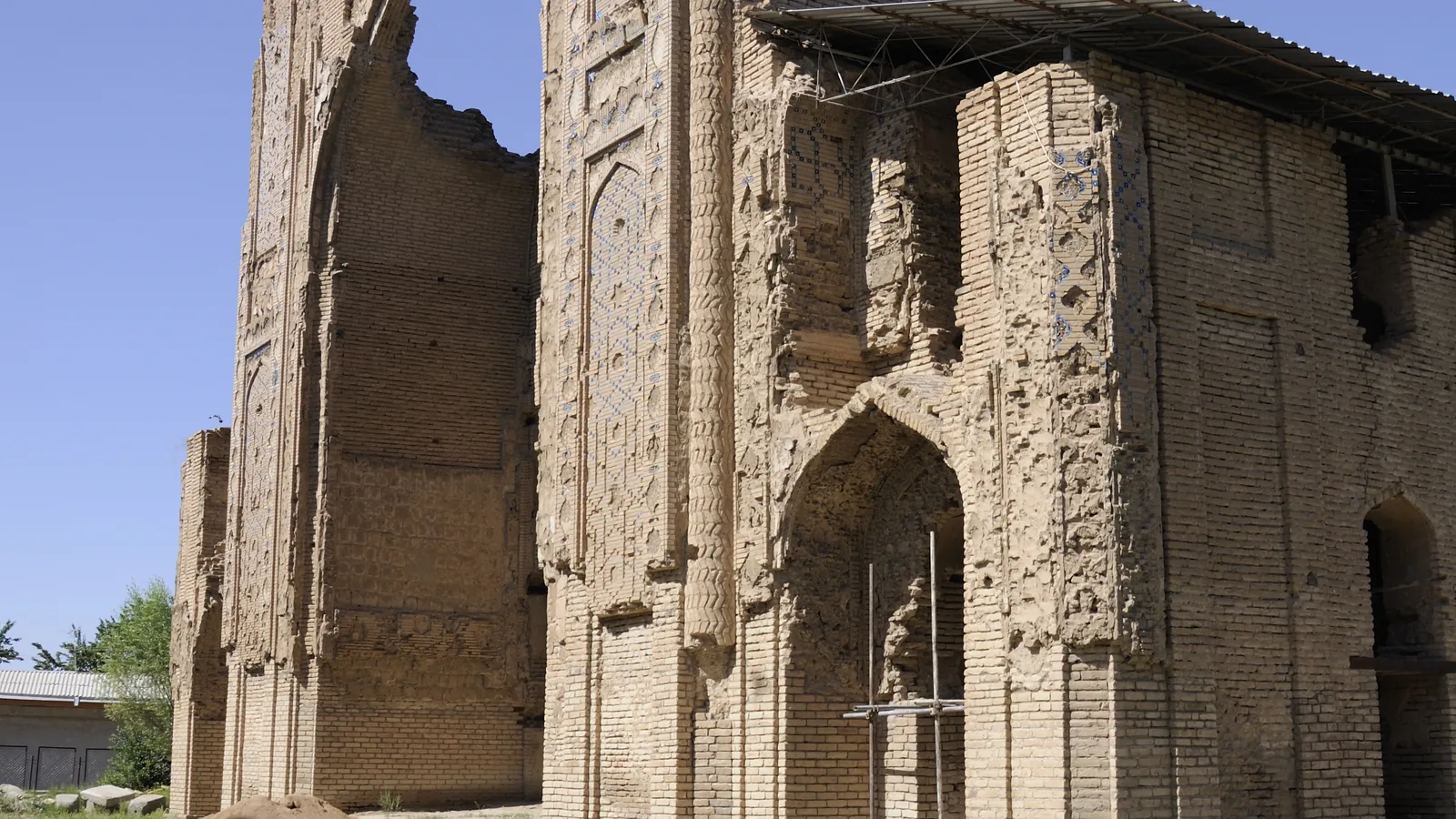 Ishrat-Khana Mausoleum in Samarkand, Uzbekistan